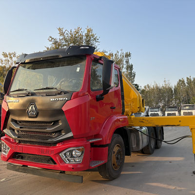 Good price Sinotruk 6x4 Hahan Tractor with 380 HP Engine and Rhd 450L Fuel Tanker Capacity Customizable online