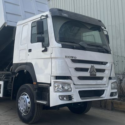 Good price Sinotruck Used Howo Dump Truck 6x4  Euro 2 Specification 5600X2300X1500mm Fuel Tanker 300L Maximum Load-bearing Capacity Of 30 Tons online