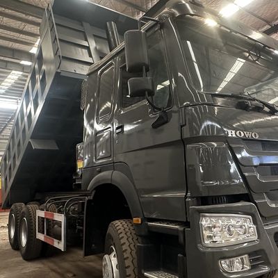 Good price 300L Fuel Tanker HOWO 6X4 Dump Truck Load Capacity 25-30t with Customizable Colors and Seats≤5 online